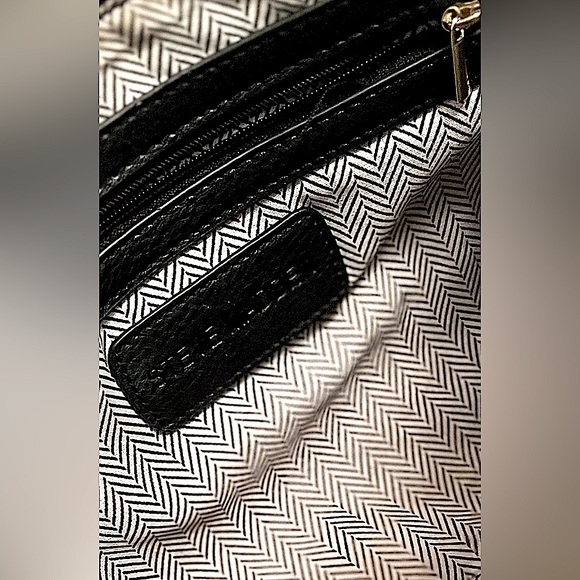 Steve Madden Faux Pebbled Leather Clutch with Fringes - Rare & Retro. - Picture 8 of 15